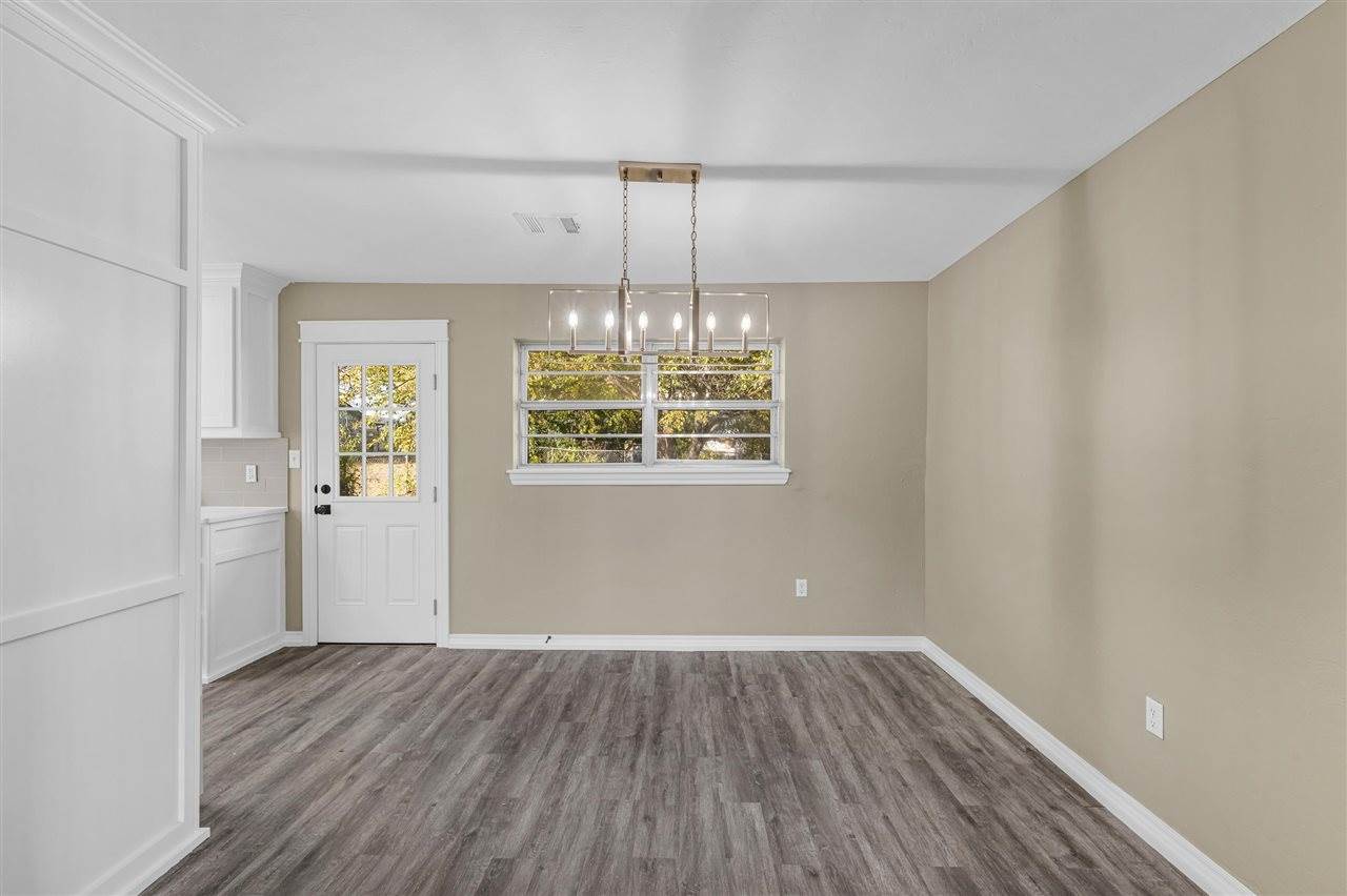 5603 NW Briarwood Dr, Lawton, OK 73505