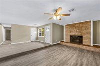 5603 NW Briarwood Dr, Lawton, OK 73505