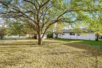 5603 NW Briarwood Dr, Lawton, OK 73505