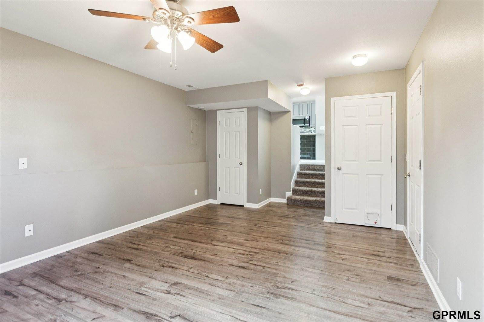 15454 Mormon Circle, Bennington, NE 68007