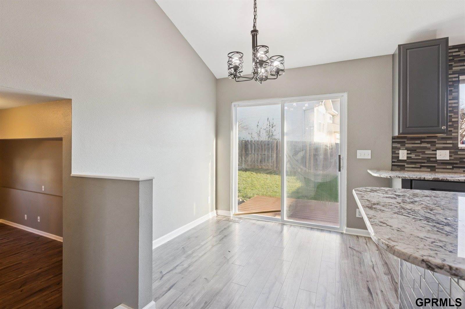 15454 Mormon Circle, Bennington, NE 68007