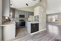 15454 Mormon Circle, Bennington, NE 68007