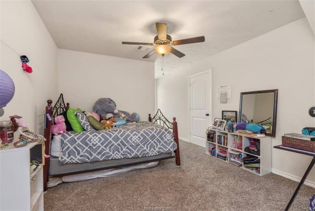 915 Emerald Dove Avenue, College Station, TX 77845