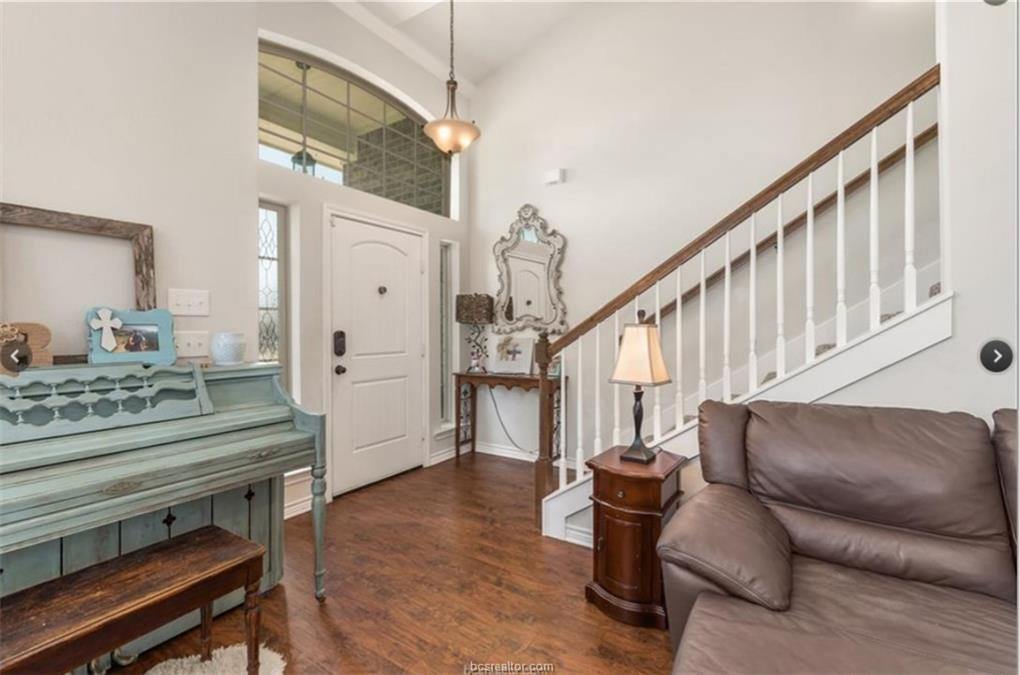 915 Emerald Dove Avenue, College Station, TX 77845