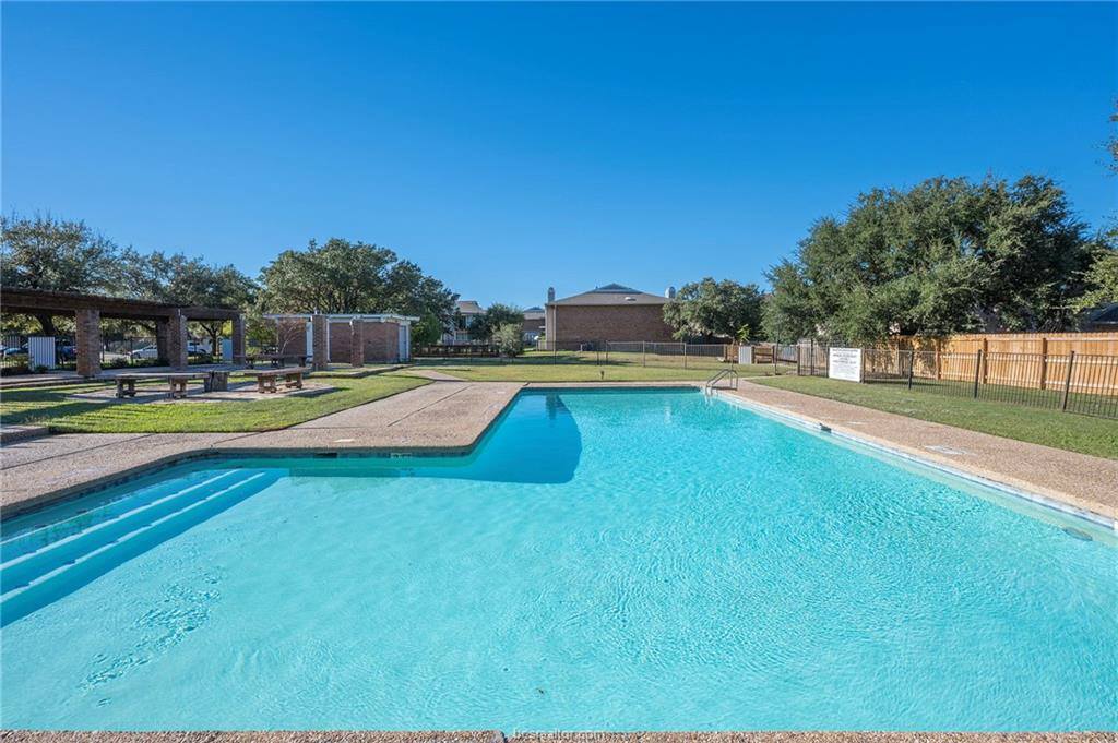 1901 Holleman Drive, College Station, TX 77840