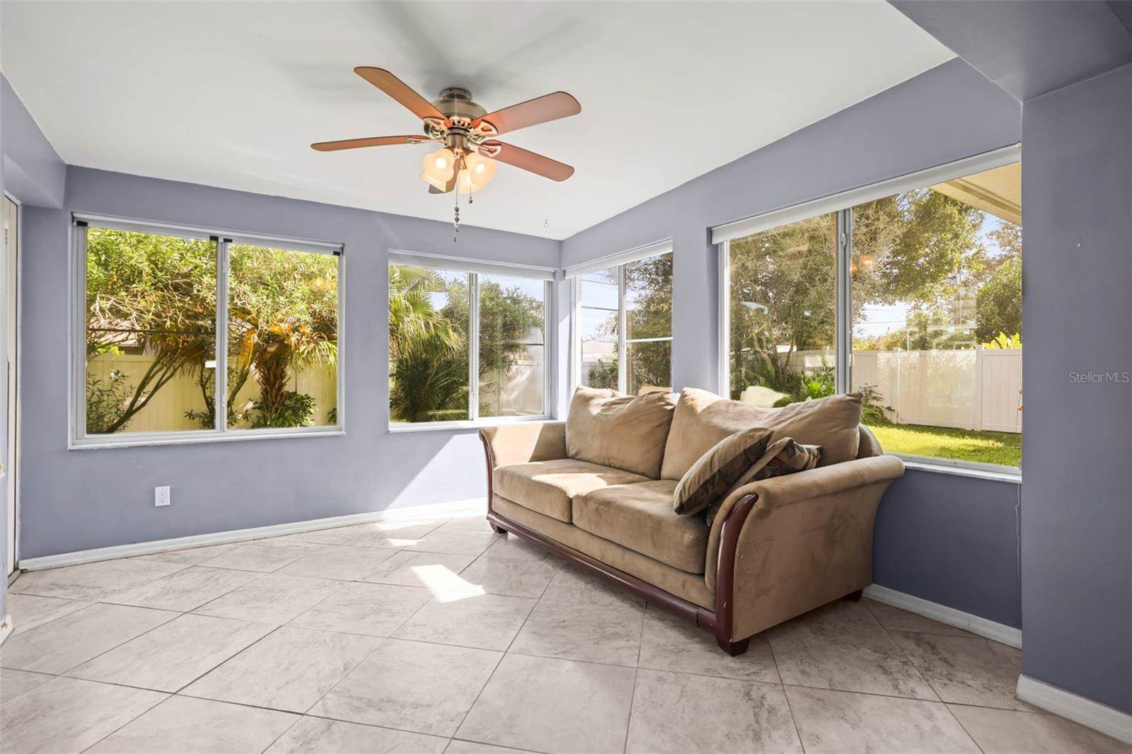 1439 Viewtop Drive, Clearwater, FL 33764