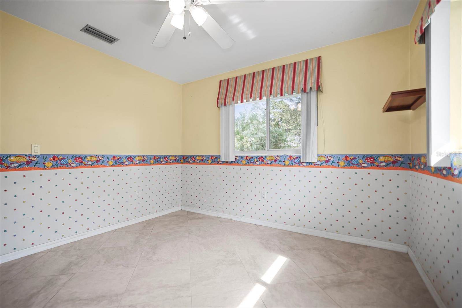 1439 Viewtop Drive, Clearwater, FL 33764