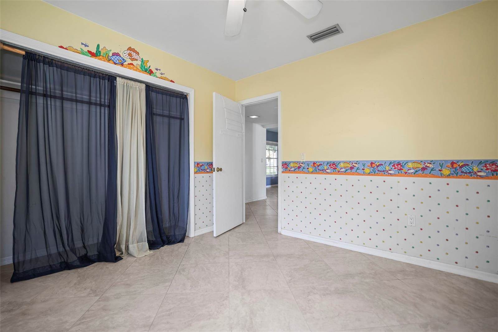 1439 Viewtop Drive, Clearwater, FL 33764