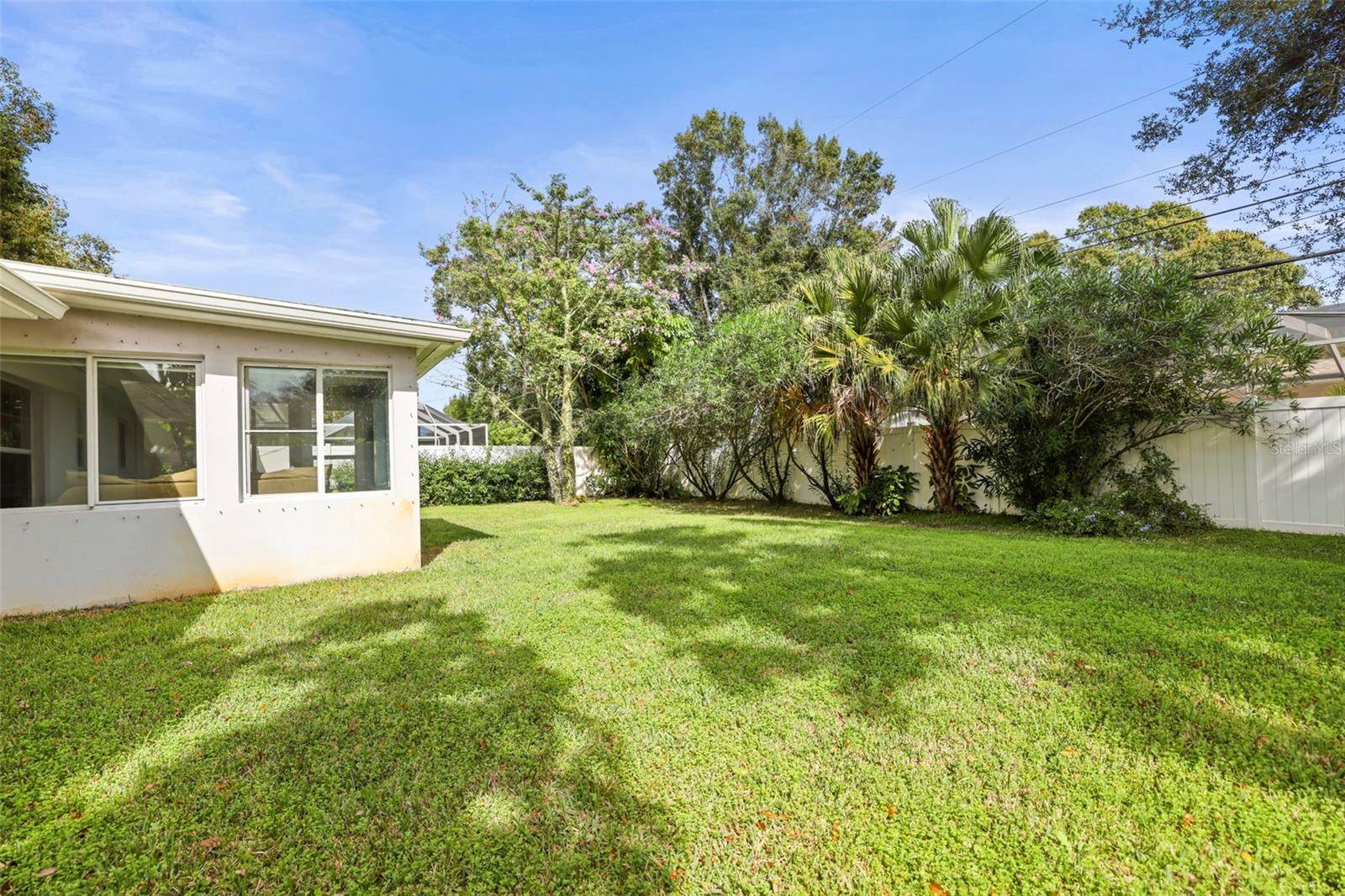 1439 Viewtop Drive, Clearwater, FL 33764