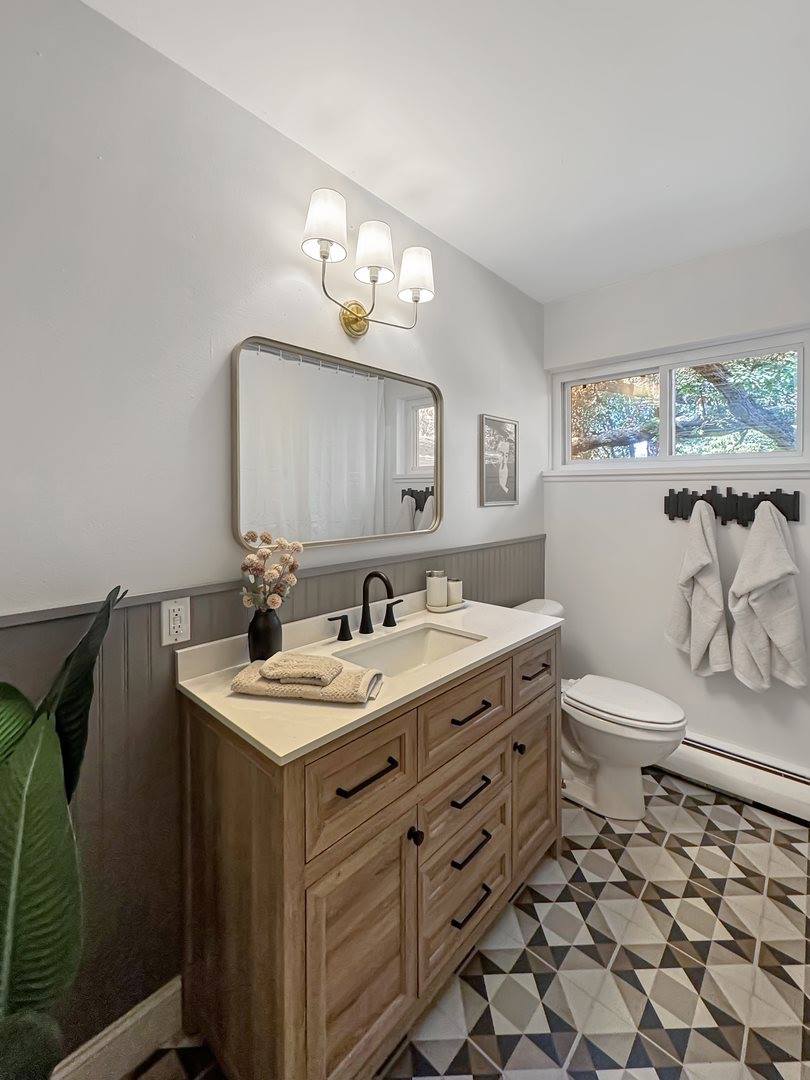 124 North Whistler Avenue, Freeport, IL 61032