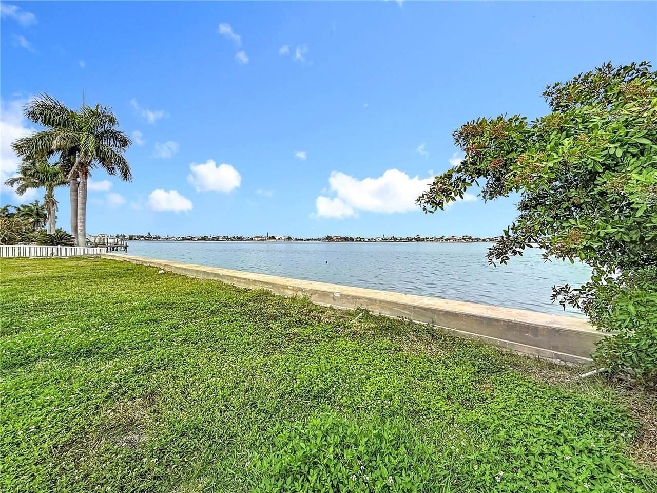 12 Paradise Lane, Treasure Island, FL 33706