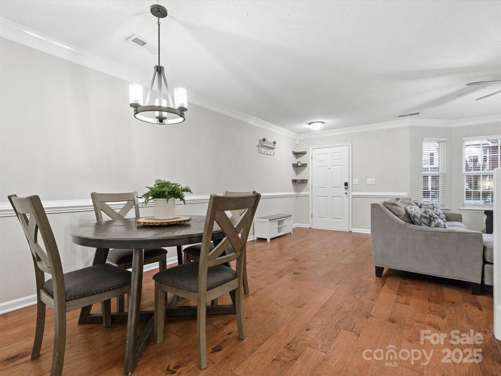 629 Gelderland Drive, Matthews, NC 28104