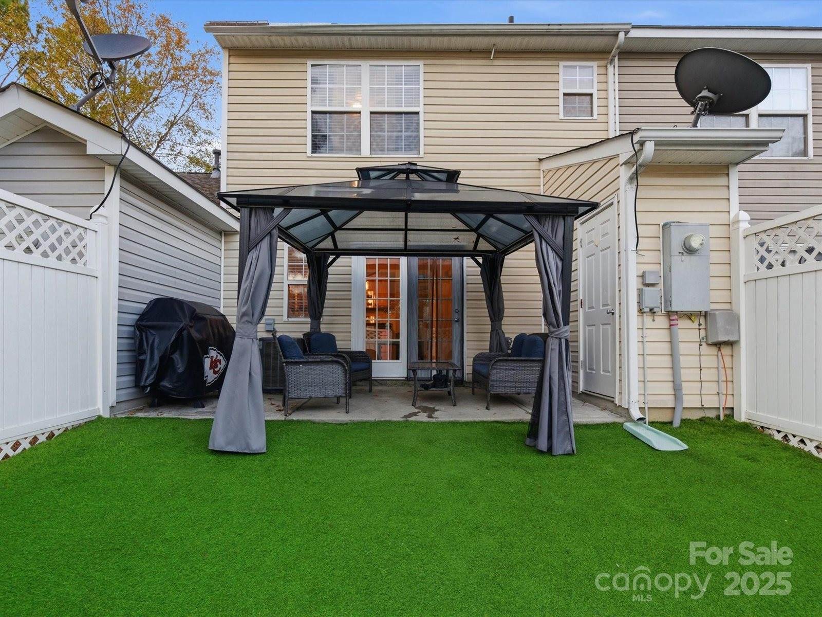 629 Gelderland Drive, Matthews, NC 28104