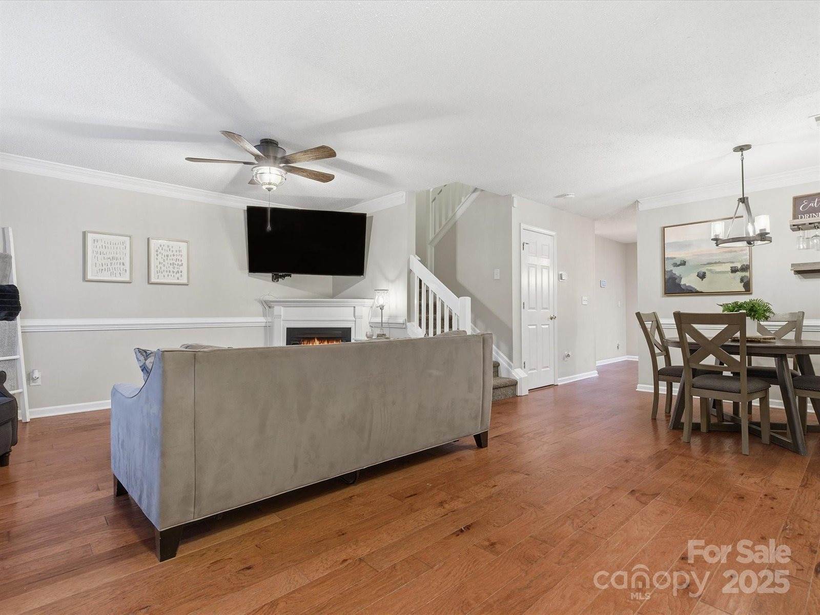 629 Gelderland Drive, Matthews, NC 28104