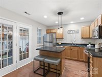629 Gelderland Drive, Matthews, NC 28104