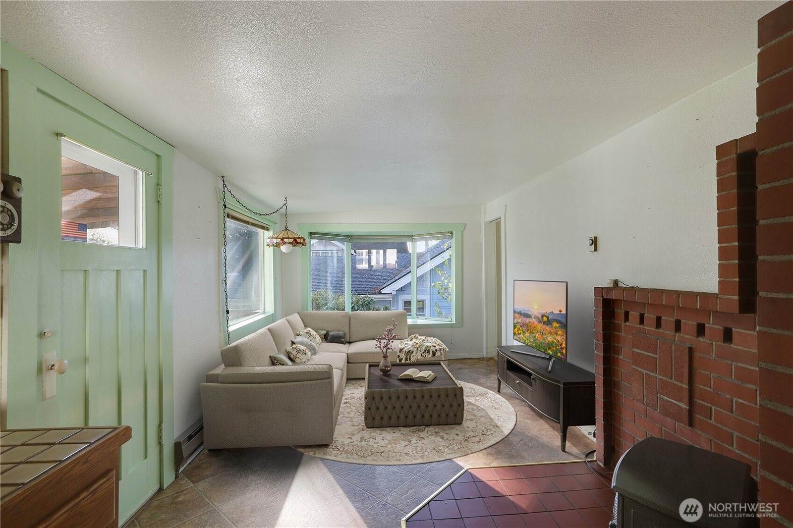 402 East Washington Street, Mount Vernon, WA 98274