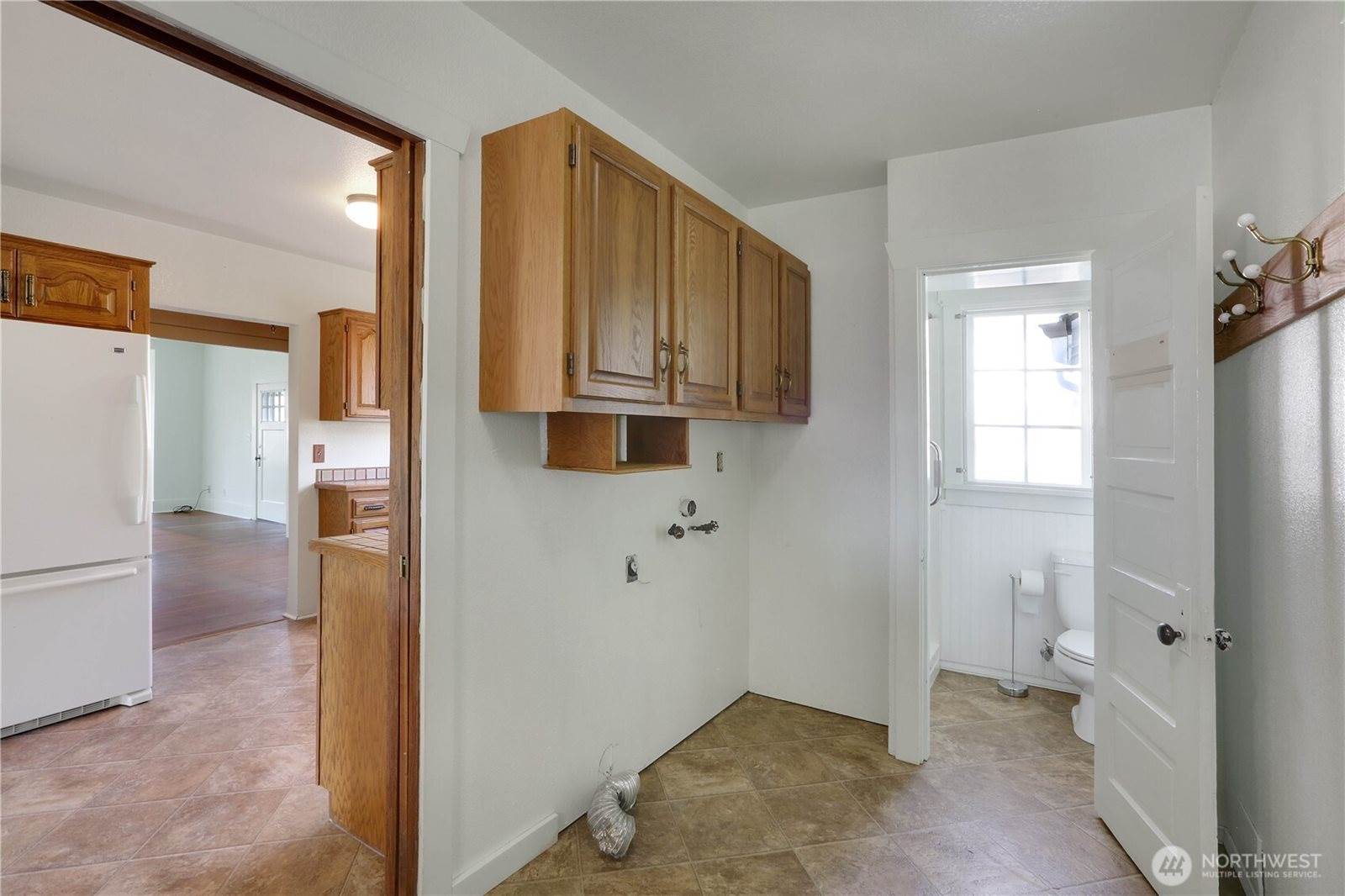 402 East Washington Street, Mount Vernon, WA 98274