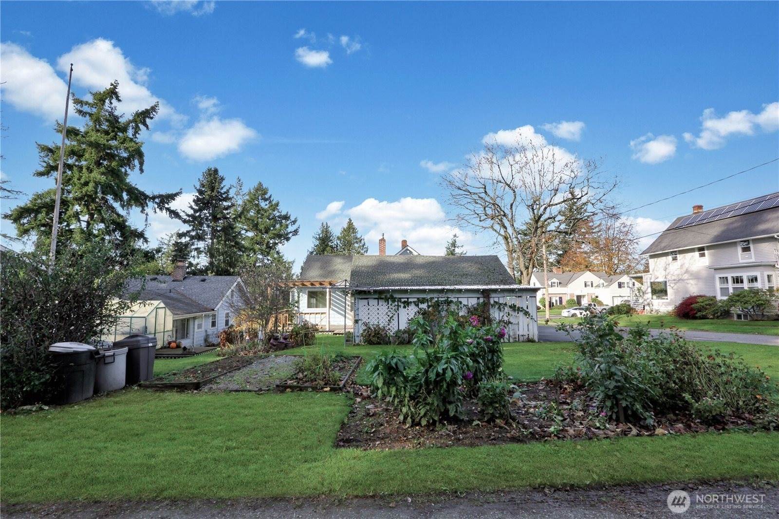 402 East Washington Street, Mount Vernon, WA 98274