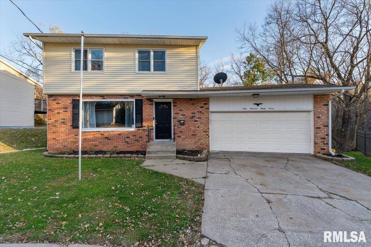 337 5TH Street Court, Silvis, IL 61282