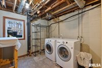 337 5TH Street Court, Silvis, IL 61282