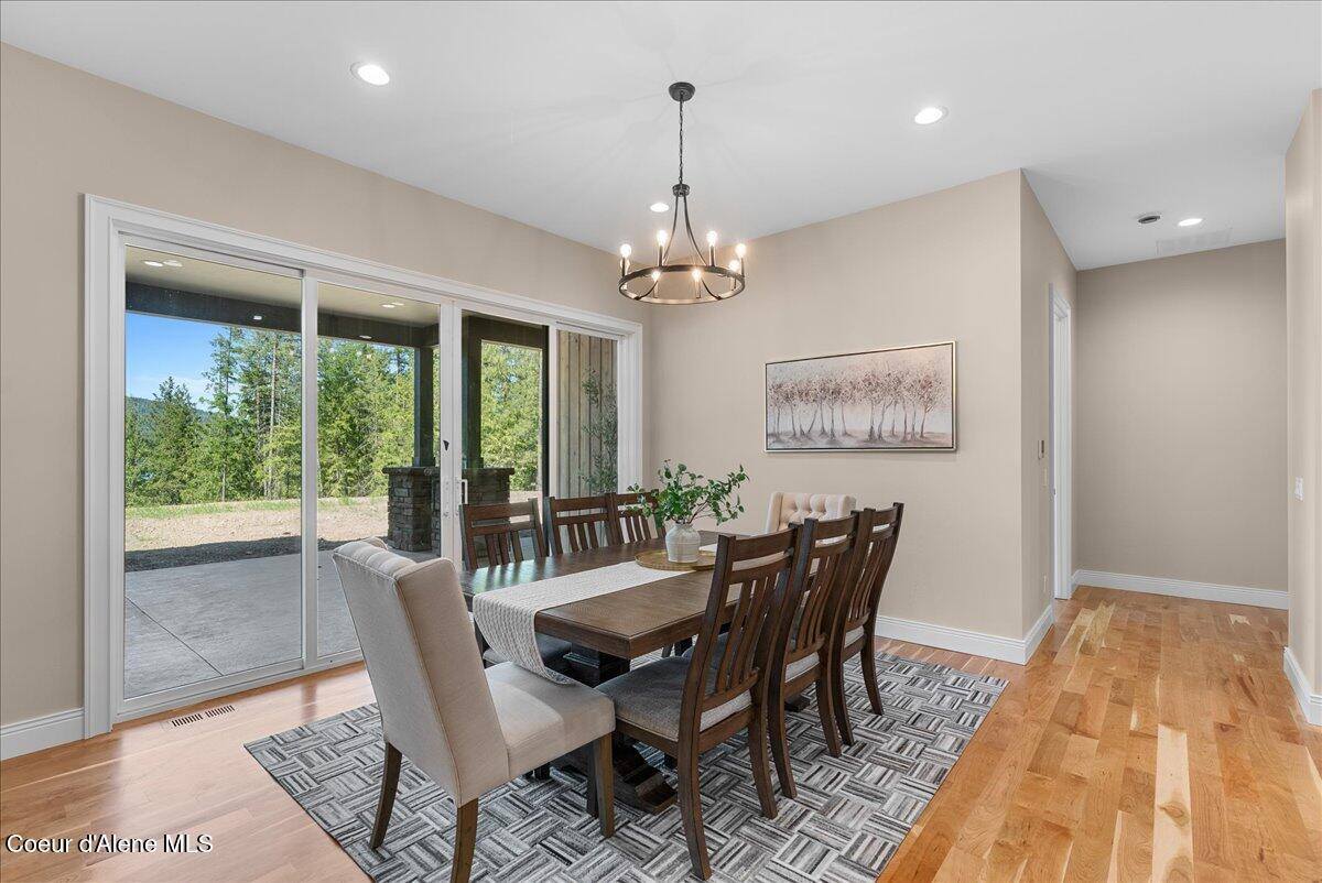 184 Willow Bay Rd, Priest River, ID 83856