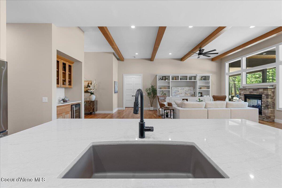 184 Willow Bay Rd, Priest River, ID 83856