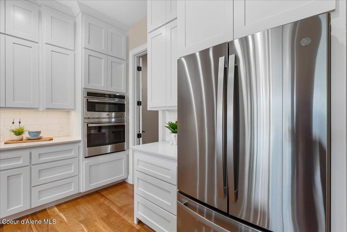 184 Willow Bay Rd, Priest River, ID 83856