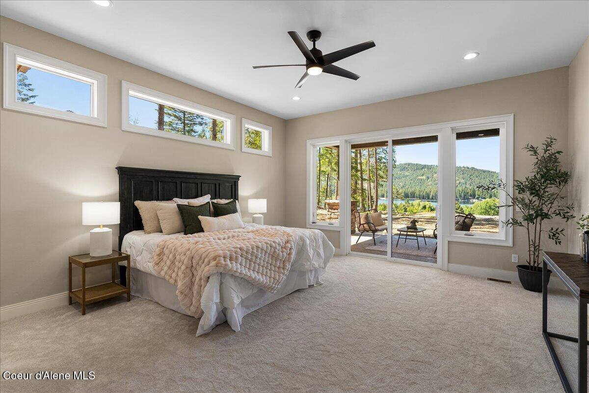 184 Willow Bay Rd, Priest River, ID 83856