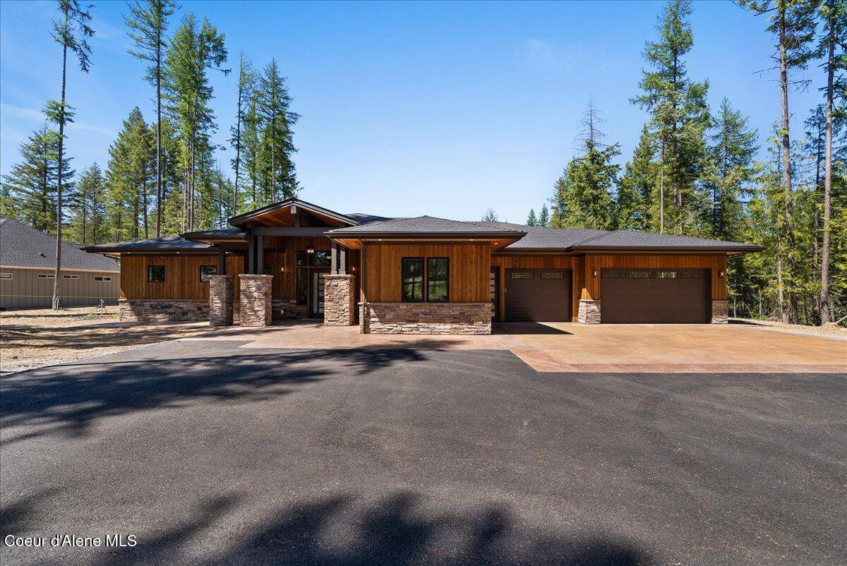 184 Willow Bay Rd, Priest River, ID 83856
