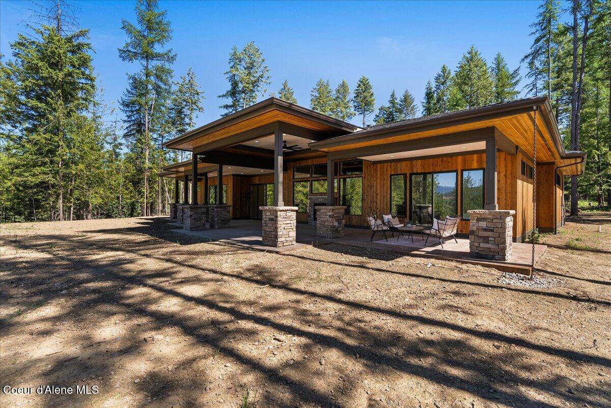 184 Willow Bay Rd, Priest River, ID 83856