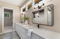 184 Willow Bay Rd, Priest River, ID 83856