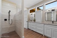 184 Willow Bay Rd, Priest River, ID 83856