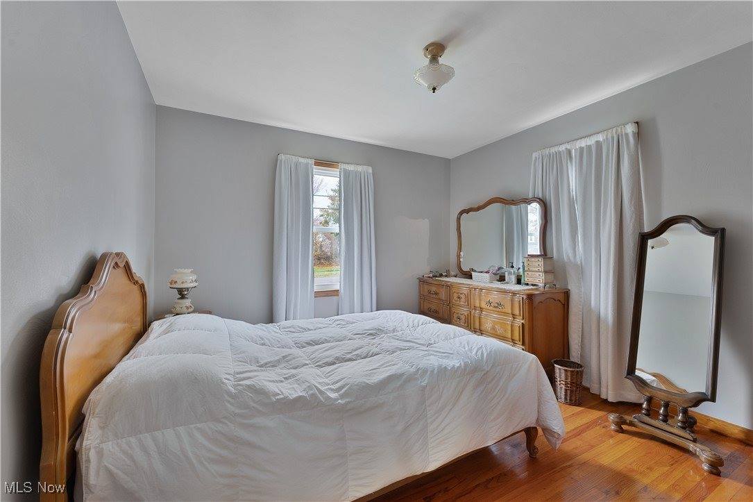 1621 Meadowbrook Avenue, Youngstown, OH 44514