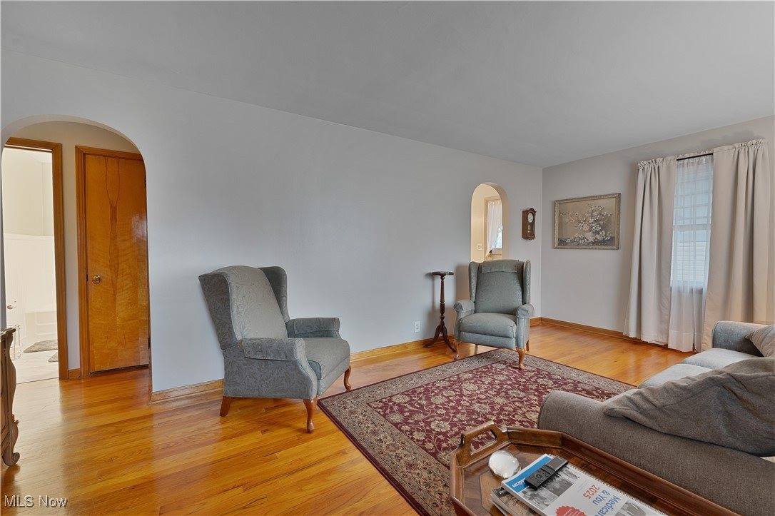 1621 Meadowbrook Avenue, Youngstown, OH 44514