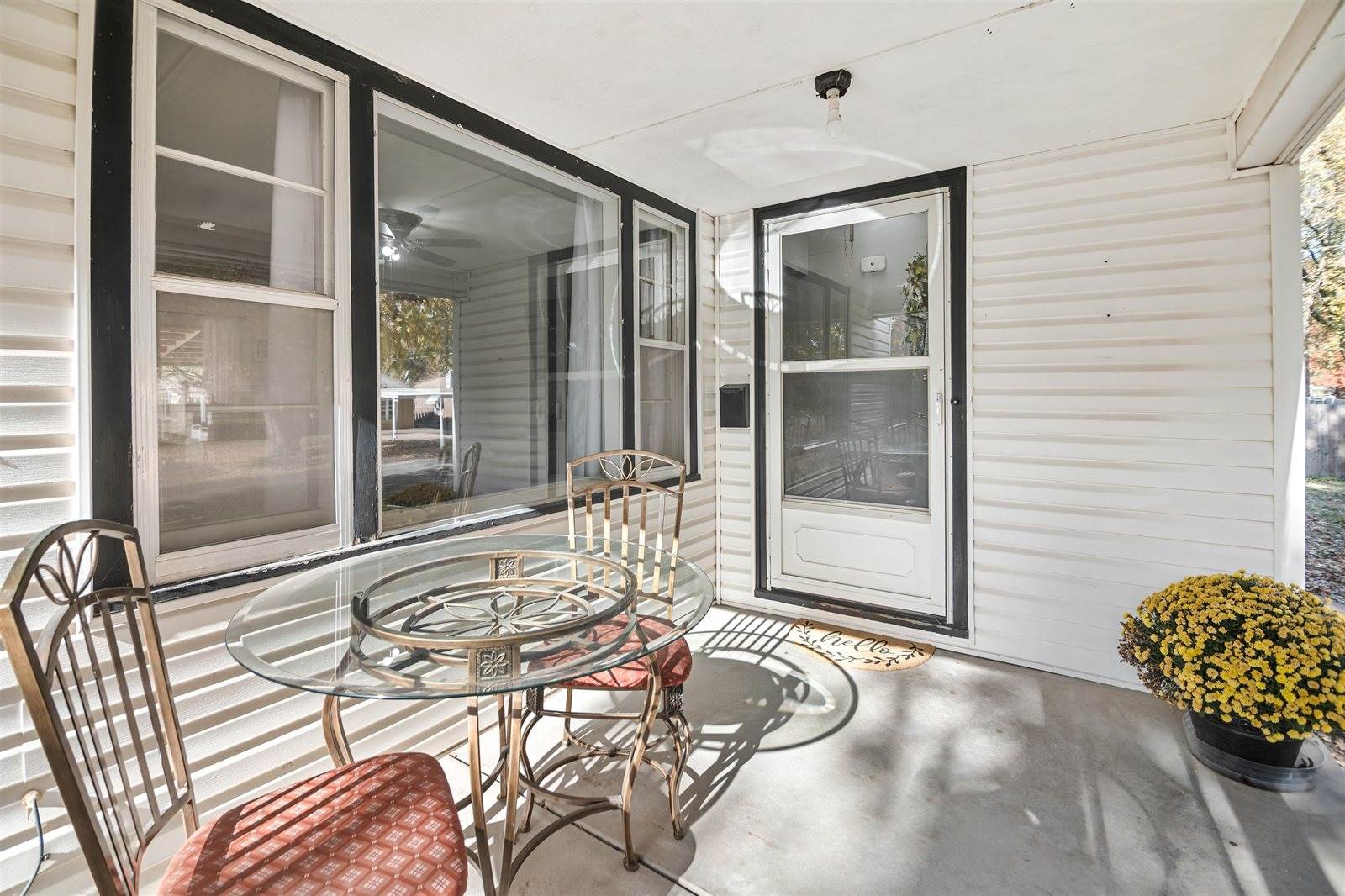 2311 South Ridgewood Dr, Wichita, KS 67218