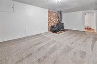 2311 South Ridgewood Dr, Wichita, KS 67218