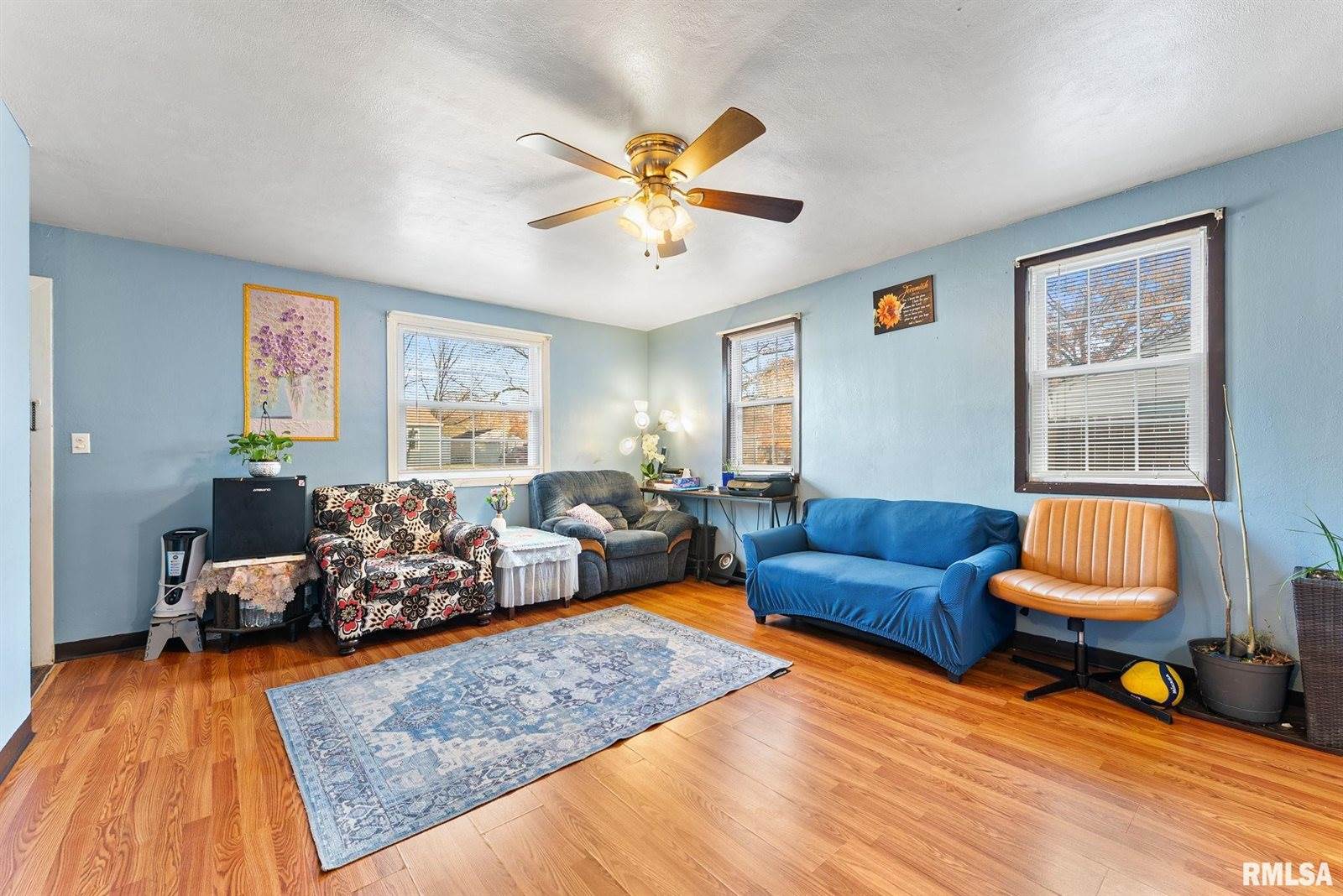 1025 38TH Street, Moline, IL 61265