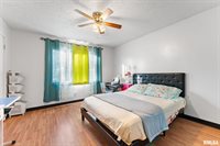 1025 38TH Street, Moline, IL 61265