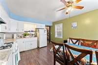 1025 38TH Street, Moline, IL 61265