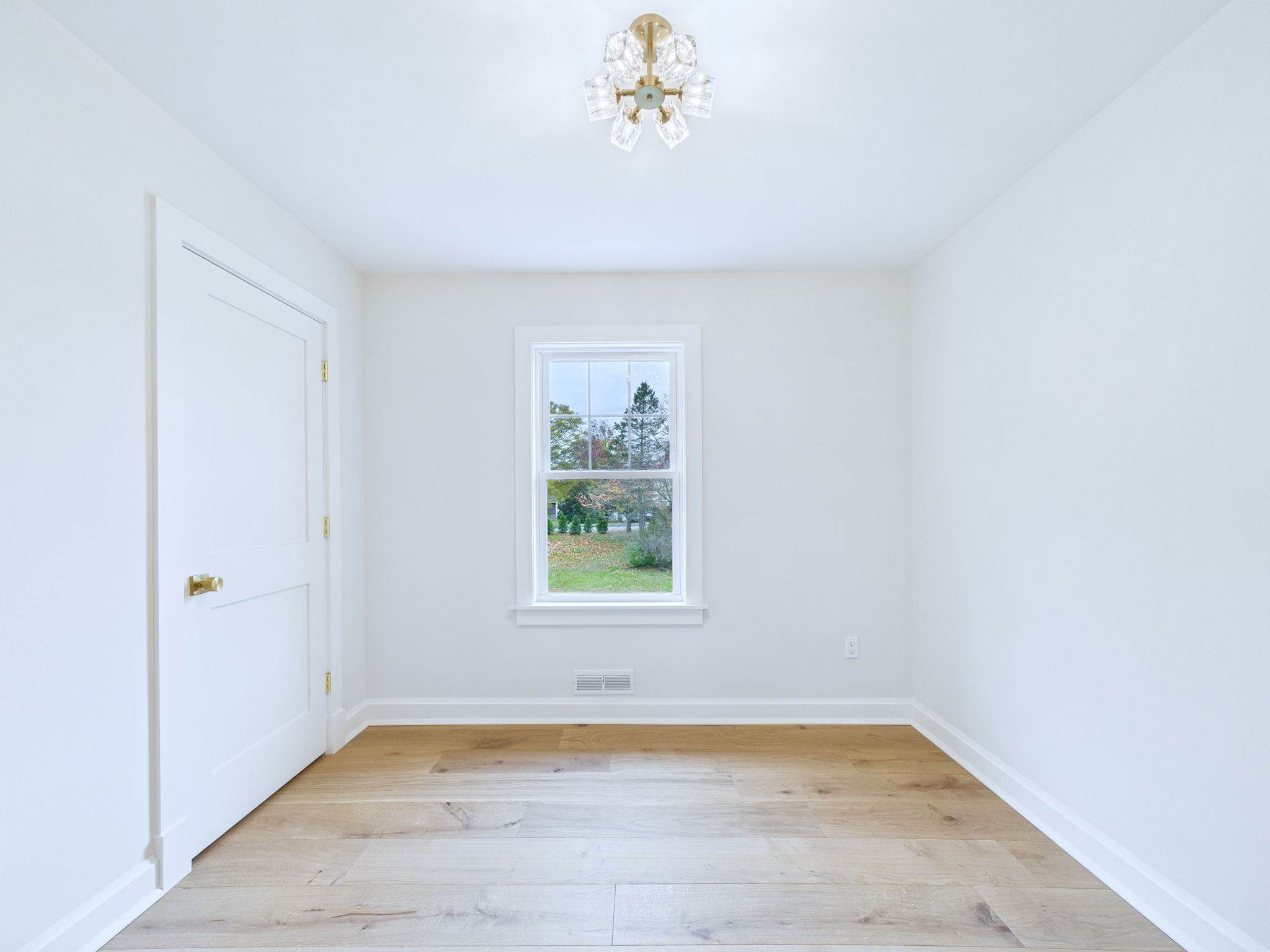 28 Patten Lane, Long Branch, NJ 07740