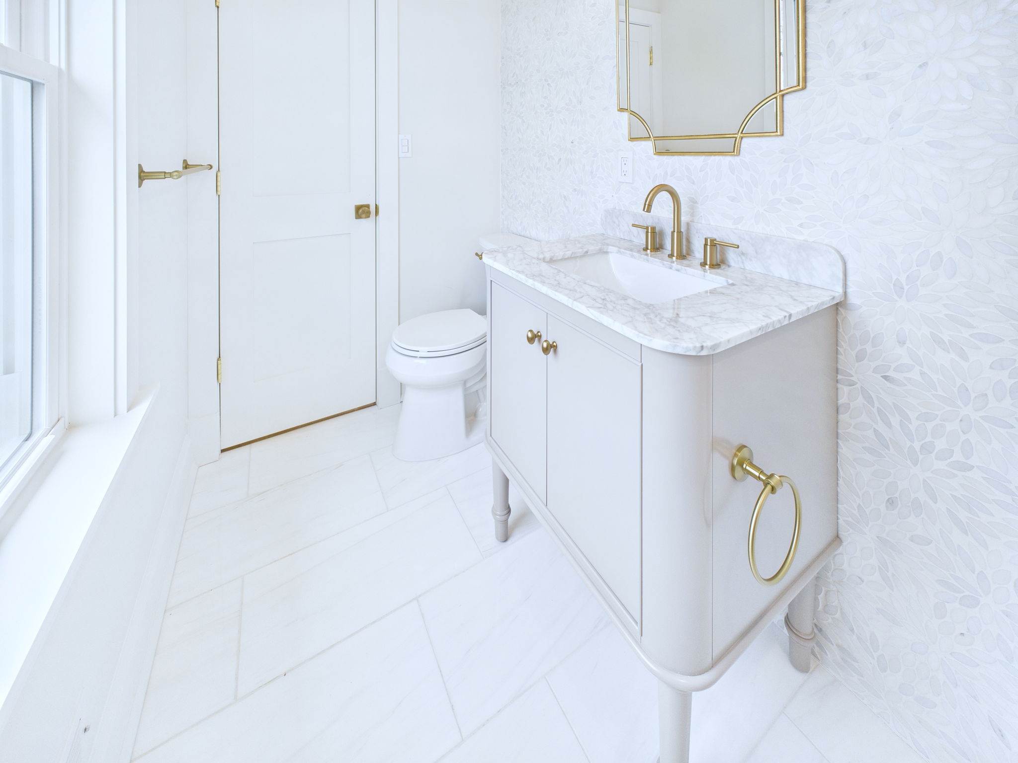 28 Patten Lane, Long Branch, NJ 07740