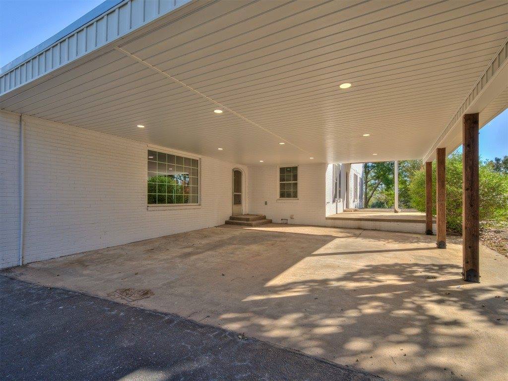 2500 East Highland Street, Shawnee, OK 74801