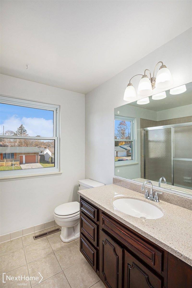 6628 Orange Lane, Flint, MI 48505