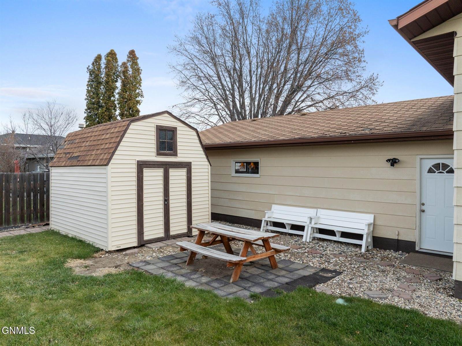 2309 14th Avenue West, Williston, ND 58801