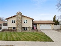 2309 14th Avenue West, Williston, ND 58801