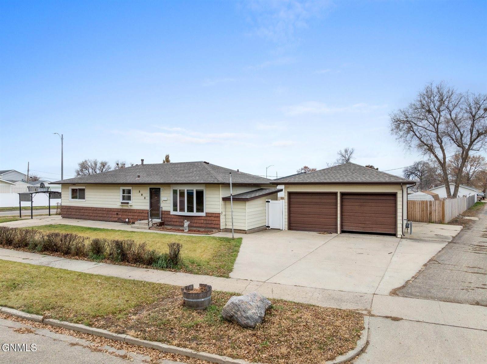 505 17th Avenue West, Williston, ND 58801