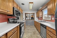 505 17th Avenue West, Williston, ND 58801