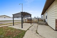 505 17th Avenue West, Williston, ND 58801