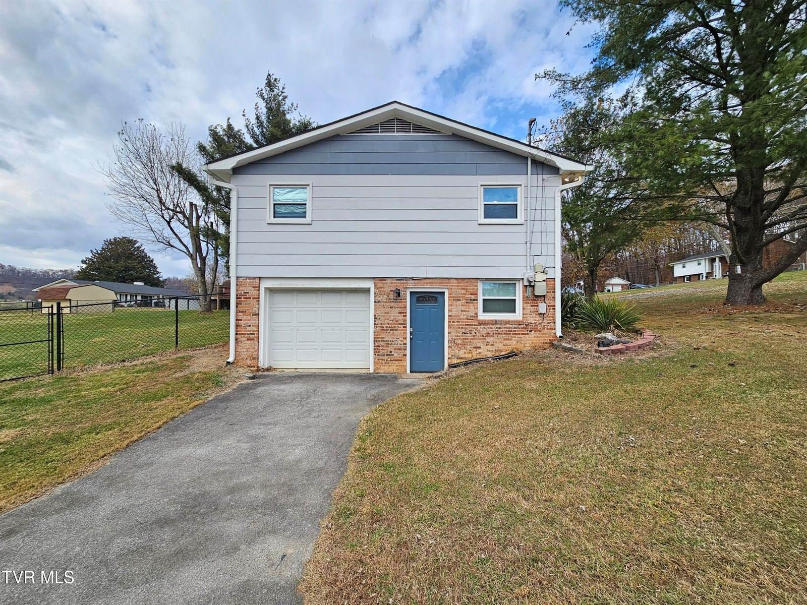 320 Green Lane, Blountville, TN 37617