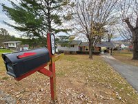 320 Green Lane, Blountville, TN 37617